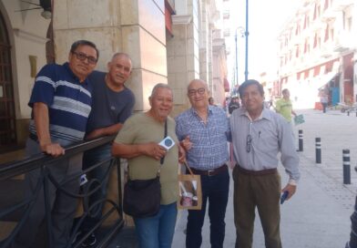 José Luis Lagunes  se reunió este jueves con  amigos de la prensa veracruzana.