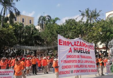 PLANTON DE TRABAJAJADORES DEL LIMPIA PUBLICA EN PALACIO MUNICIPAL.