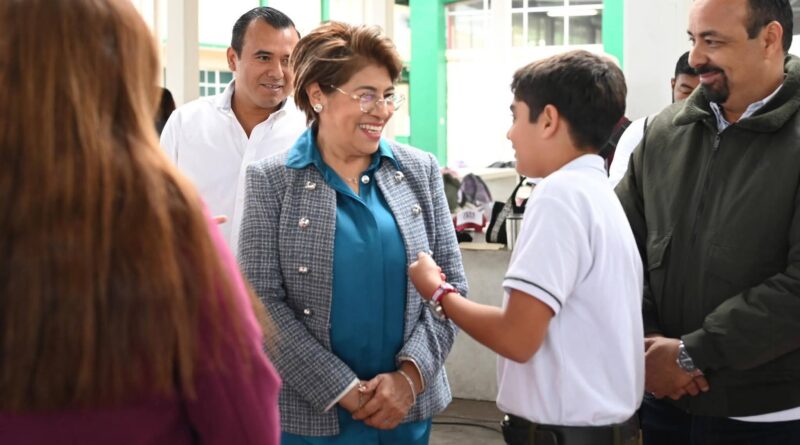 Reporta Ayuntamiento de Veracruz regreso a clases en más de 850 escuelas del municipio. Reporta Ayuntamiento de Veracruz regreso a clases en más de 850 escuelas del municipio.