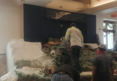 Retiran nacimiento del Gran Café del Portal de la Ciudad de Veracruz. Retiran nacimiento del Gran Café del Portal de la Ciudad de Veracruz.