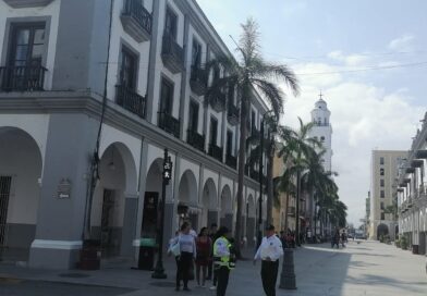 DIRECTOR DE TRANSITO MUNICIPAL SUPERVISA QUE PERSONAL CUMPLA SUS INDICACIONES.