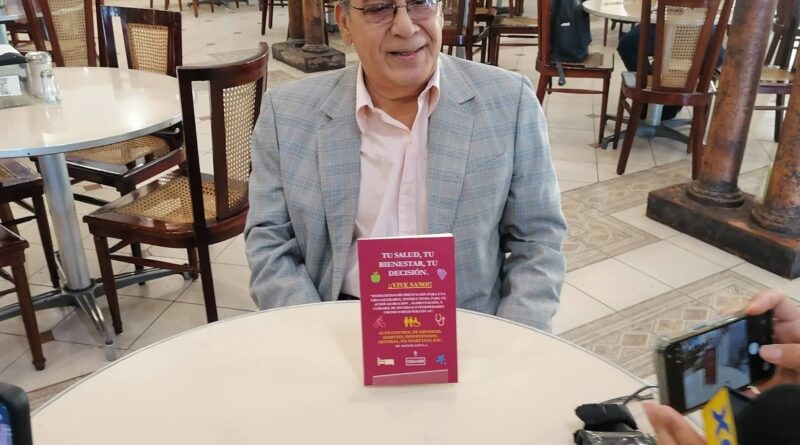 Dr.Manuel de Jesús Leyva presenta su tercer libro sobre diabetes.