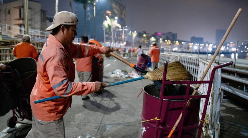 Recolecta Ayuntamiento de Veracruz 273 toneladas de desechos en zona del Carnaval.