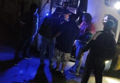 Atienden PC Municipal y fuerzas de auxilio volcadura de autobús con 14 lesionados Atienden PC Municipal y fuerzas de auxilio volcadura de autobús con 14 lesionados