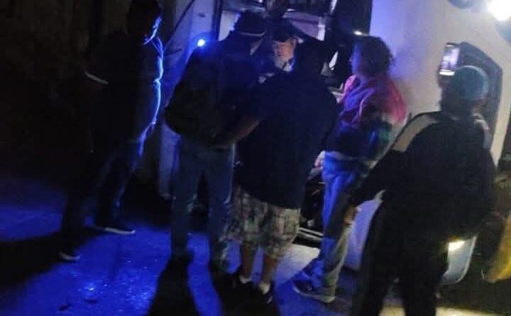 Atienden PC Municipal y fuerzas de auxilio volcadura de autobús con 14 lesionados Atienden PC Municipal y fuerzas de auxilio volcadura de autobús con 14 lesionados