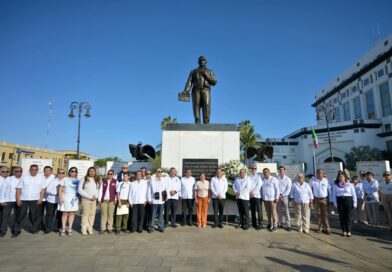 Conmemora Ayuntamiento de Veracruz el legado de Benito Juárez a 220 años de su natalicio.