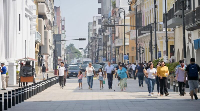 Emite PC municipal recomendaciones ante fin de semana caluroso en la ciudad de Veracruz.