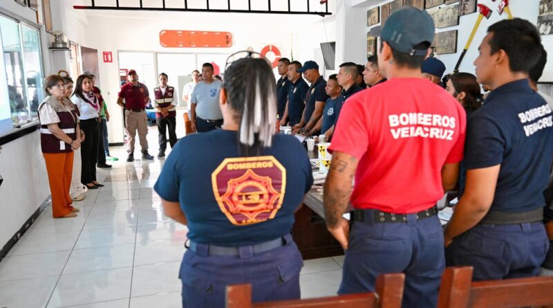 Capacita Ayuntamiento de Veracruz a cuerpos de emergencia.
