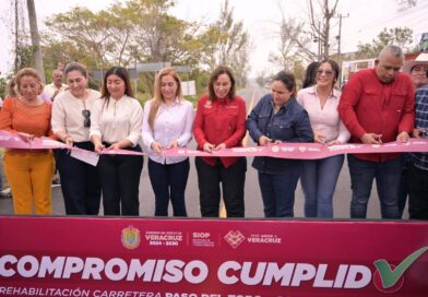 Cumple Rocío Nahle compromiso de campaña y brinda certeza social a la región del Sotavento. Cumple Rocío Nahle compromiso de campaña y brinda certeza social a la región del Sotavento.