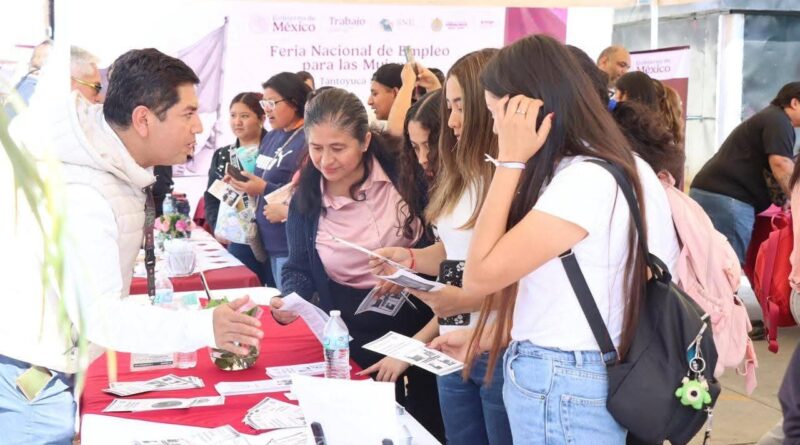 Veracruz impulsa la autonomía económica femenina con seis Ferias Nacionales de Empleo para las Mujeres.