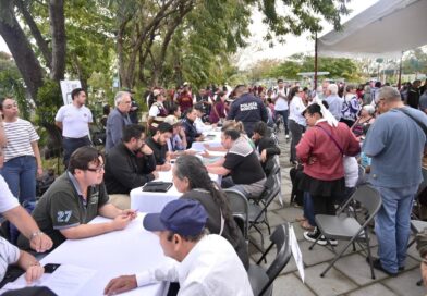 Cumple Ayuntamiento de Veracruz con acciones reales a ciudadanía en Lomas de Río Medio. Cumple Ayuntamiento de Veracruz con acciones reales a ciudadanía en Lomas de Río Medio.