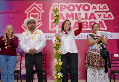 Empeñé mi palabra y aquí estamos: Rocío Nahle entrega recursos directos para emprendedores.