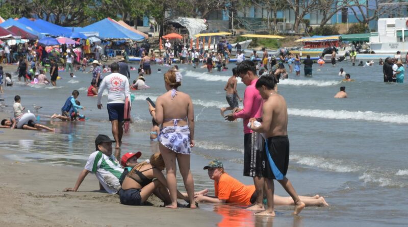 Inicia la Semana Santa: la ciudad de Veracruz vibra con música y tradición.