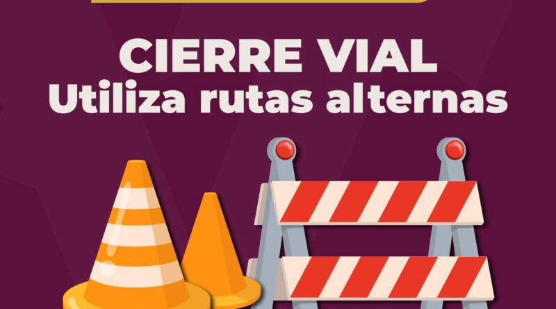 Cierran vialidades por retiro de poste de luz en Las Antillas.