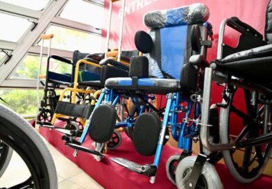 Distribuye DIF Estatal apoyos funcionales en nueve municipios.