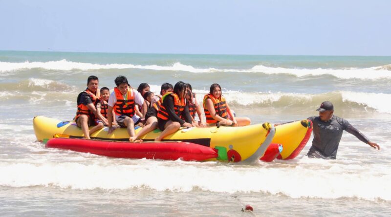“Está muy limpia, muy bonito y con ambiente familiar”: turistas invitan a visitar playas de Tecolutla.