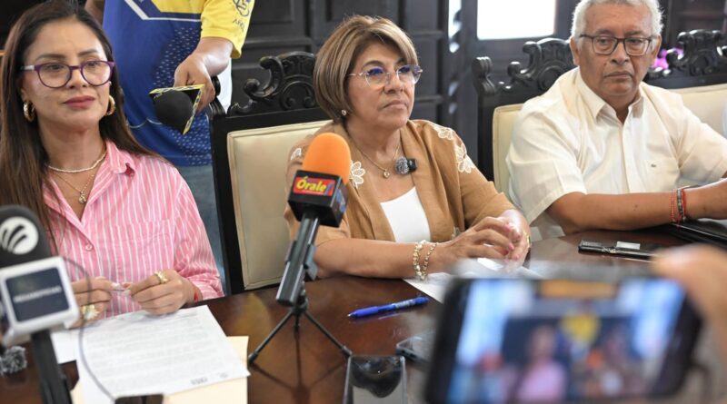 Ceiba de la Alameda Díaz Mirón registraba daño irreversible; era un riesgo para la población: especialista.