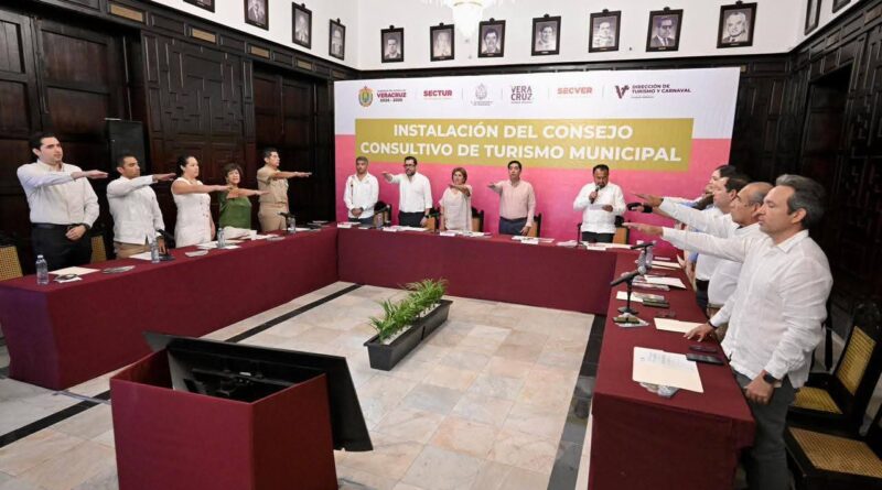 Instala Ayuntamiento de Veracruz el Consejo Consultivo de Turismo para detonar la economía local.