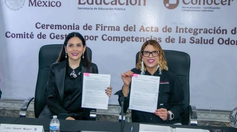 CEYESOV y el CONOCER firman acta de creación del Comité de Gestión de Competencias de la Salud Odontológica.