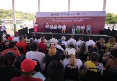 Cumple Rocío Nahle con pescadores; inicia entrega de apoyos a más de 20 mil productores.
