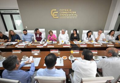 Fortalece Ayuntamiento de Veracruz alianza con empresarios para impulsar rescate del Centro Histórico.