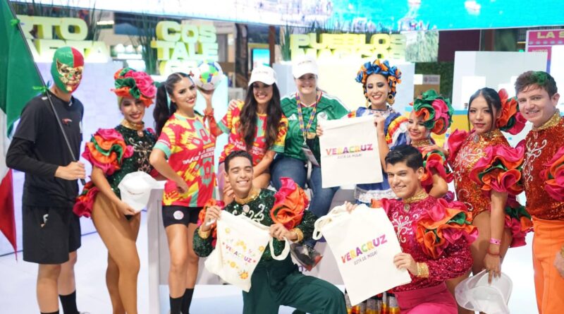 Tradición viva de Veracruz se comparte en el Tianguis Turístico.