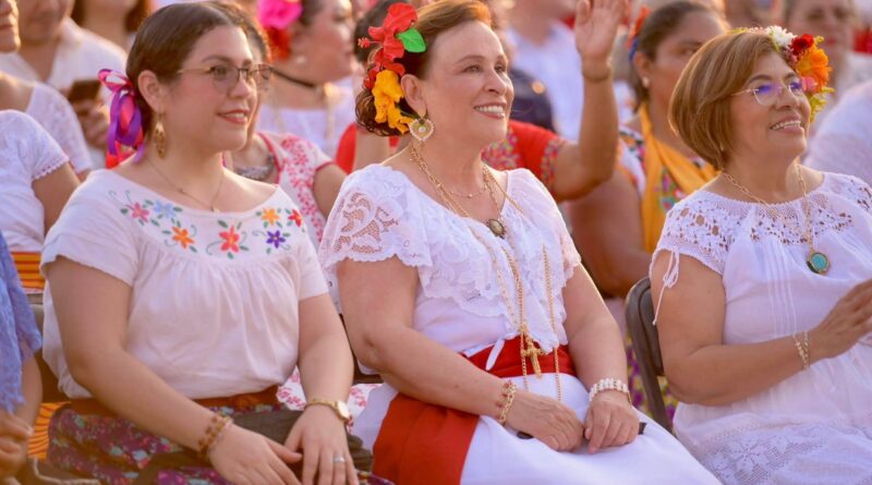 Con majestuoso desfile y fiesta cultural, Yolpaki llegó para quedarse en Veracruz:Rocío Nahle.