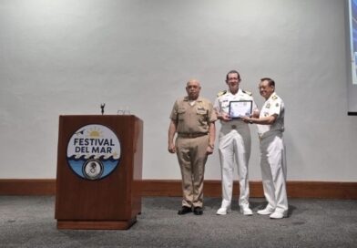 Un éxito la presentación de la ponencia Certificación,etica y profesionalismo en el ámbito marítimo…