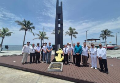 Con misa y entrega de reconocimientos  festejan el Día Internacional de la Gente de Mar en Veracruz.
