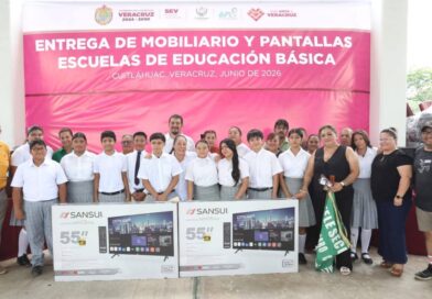 Atiende Gobierno de Veracruz rezago histórico de 232 planteles escolares.