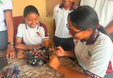 Equipo de Robótica del CECyTEV 19 Coatzacoalcos competirá en la Copa Nacional FutBotMX. Equipo de Robótica del CECyTEV 19 Coatzacoalcos competirá en la Copa Nacional FutBotMX.