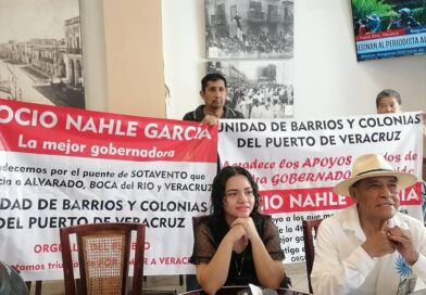 Unidad de Barrios y Colonias del Puerto de Veracruz reconocen el trabajo de la Gobernadora Rocío Nahle García. 