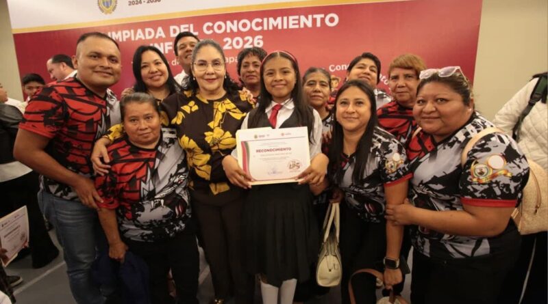 Reconoce SEV el mérito académico de 98 estudiantes veracruzanos.