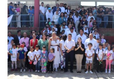 Imparte SEV curso Verano Vasconcelos en Jacarandas.