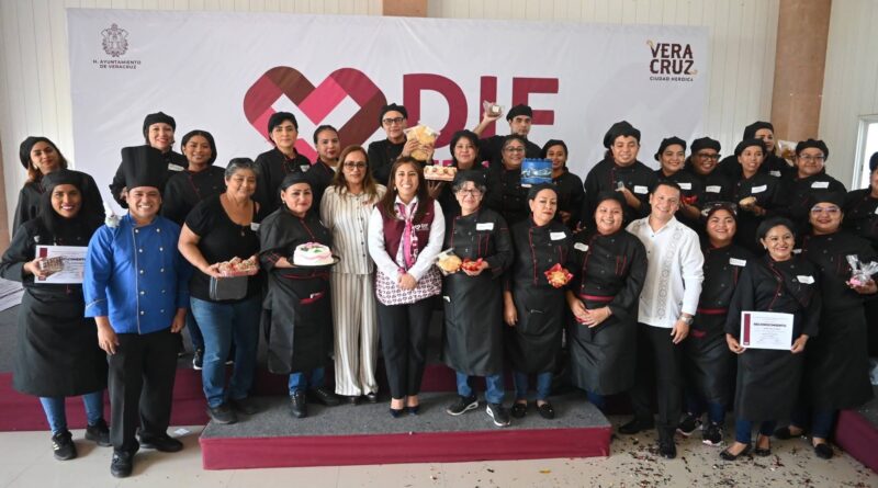 *Capacita DIF municipal de Veracruz a más de tres mil ciudadanos para el autoempleo*