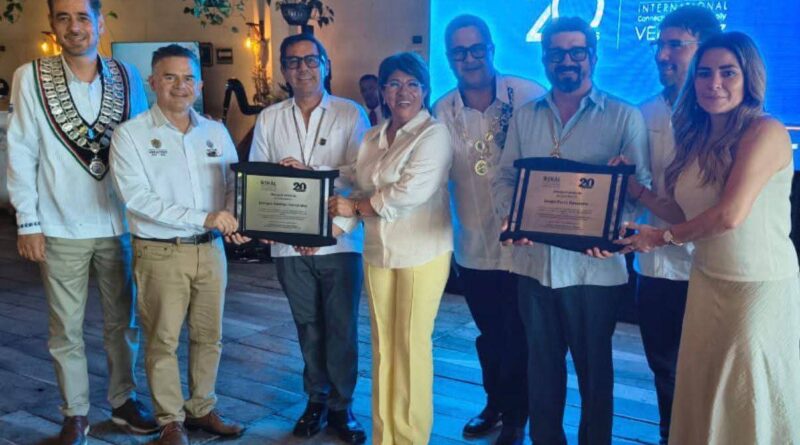 *Fortalece Rosa María vinculación con empresarios y profesionales del turismo*