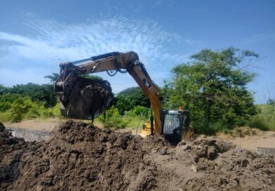 *Recupera Ayuntamiento de Veracruz canal pluvial abandonado durante años entre Geovillas Los Pinos y Campanario*