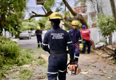 *Atiende Ayuntamiento de Veracruz 41 afectaciones por Frente Frío No. 2 y mantiene operativo en toda la ciudad*