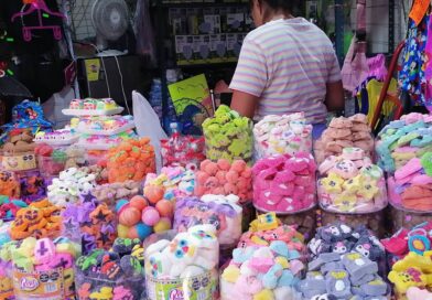 Comerciantes del MUV ya se declaran listos para la feria de Día de Muertos:Ríos Hernández. 